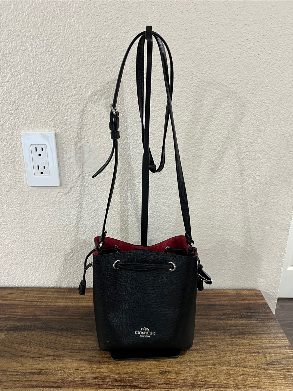 Coach Small Town Bucket Bag (F83718)
